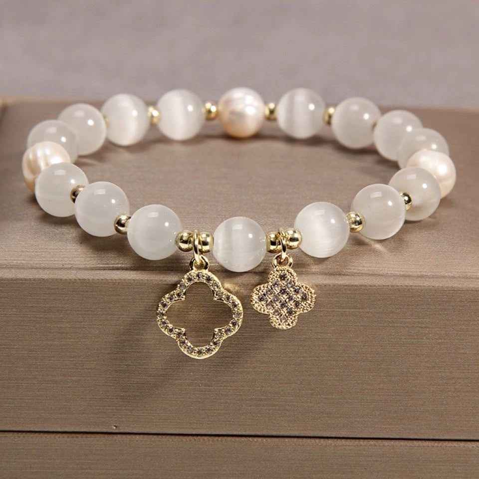 Four-Leaf Cat Eye Pearl Stretch Bracelet