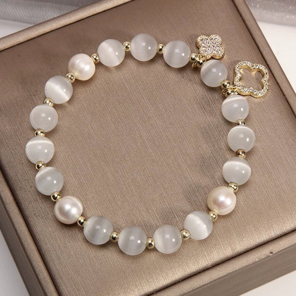 Four-Leaf Cat Eye Pearl Stretch Bracelet